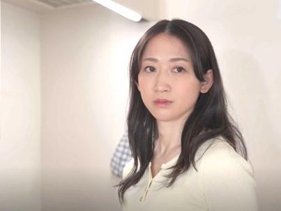 【水戸かな】旦那とは倦怠期の主婦が子供の友人とセフレになってアソコが疼いてしまう