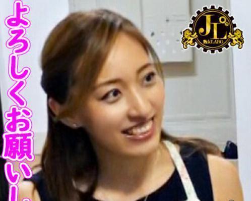 ＜四十路レンタル＞予想以上に綺麗な家政婦マダムが部屋に来てくれたからおまんこズポズポプレイ