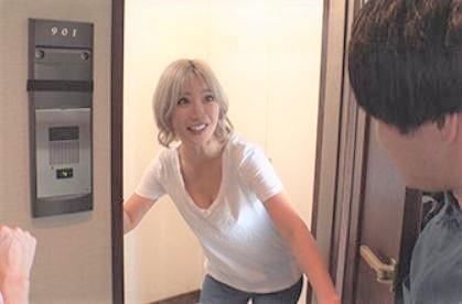 ＜AIKA＞親戚のスケベそうなギャル人妻に甥っ子ペニスはムラムラしていて性欲限界ファックしちゃうｗ