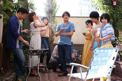 ＜時間STOP＞勝ち組パーティーに侵入したオヤジが好き放題出来ちゃうドスケベえちえち！
