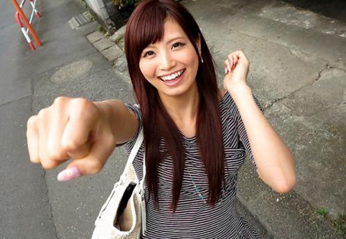 立花はるみ　TVで見た美女の美尻アイドルがアナタの自宅ですご～くエッチな「オ・モ・テ・ナ・シ」