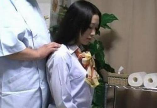 セクハラ経験のない初心なOLを治療と偽ってもてあそぶ悪徳整体師がヤバイ