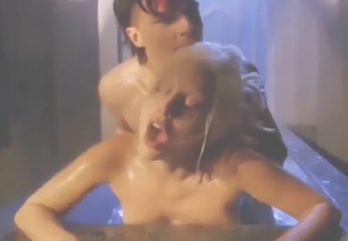 レディ・ガガ　イキ顔が何度でもヌケる超貴重セックス濡れ場