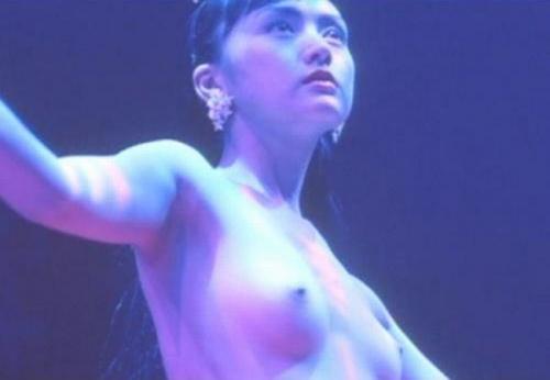 今村理恵 綺麗な乳首丸出し状態ストリップ濡れ場がたまらん
