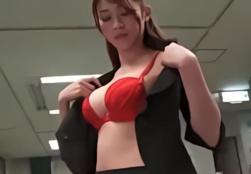 原幹恵 でけえええ！制服脱いだら巨乳おっぱいが露わに