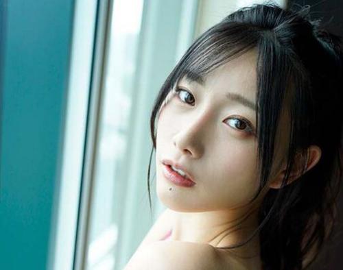 三葉ちはる　初めての汗だく汁まみれ体液が体の上で交じり合う濃厚SEX！