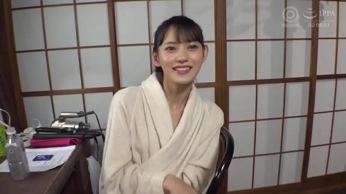 八掛うみ　スレンダー貧乳、黒髪清楚な正統派美少女の潮と体液まみれの泥泥SEX・・・華奢な体に潜むエロパワーに絶句