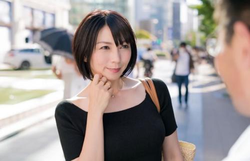 熟女ナンパ　スレンダークールビューティな美魔女奥様をナンパ　電マ、手マンで徹底的にアヘらせてメス堕ちさせて肉棒突き刺し