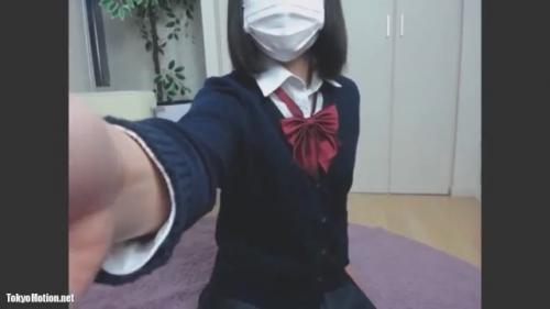 ライブチャット　制服姿のJKと卑猥な話をして・・・オナニーは何歳からしてるの？って聞いてみた！無料で素人美女の全てが見えるオナニー体験しませんか？