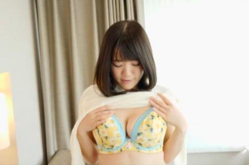 ブラが可愛い素人巨乳お姉さん・・・凄く可愛い下着姿だけで男心をグイッと引き寄せチンコまで引き延ばすエロ魔法使い