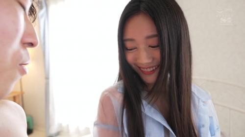 明日葉みつは　なんか健康的な野菜みないな名前の黒髪スレンダーお姉さん媚薬キメセク汗だくSEX！