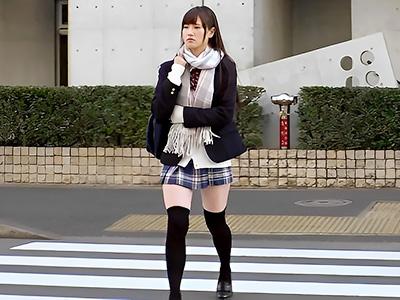 《スレンダー×素人》可憐な少女が侵され硬直した男根で猛烈に責め立てられる…ｗｗｗ