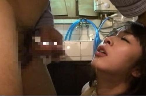 キモイ親父とのセックスに溺れ中出し最低不倫を繰り返す人妻♥