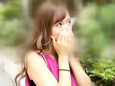 〖素人ナンパ×人妻〗官能の極致へ！生ハメで何度も絶頂を迎え中に愛液を注入する興奮の渦が止まらない