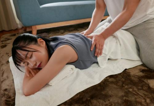 腰を痛めて通った整体師の施術が気持ちよすぎてエッチな施術までされちゃう淫乱女ｗ