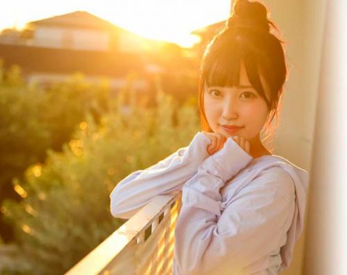 身長147cmの小柄な美少女は脱いだら形の綺麗なGcupの上向きおっぱい！