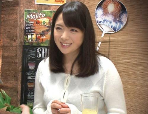 居酒屋で見つけた美人人妻を居酒屋ナンパして盗撮！酔わせて口説いて、連れ込んでエッチしちゃうｗ