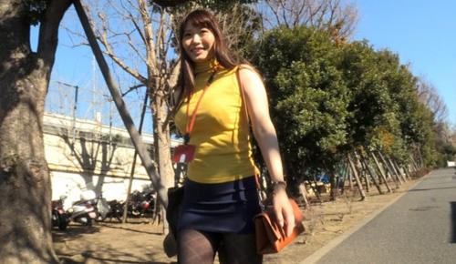 服の上からでも分かる爆乳GカップのOLがAVに応募してきたらハメまくったったｗ