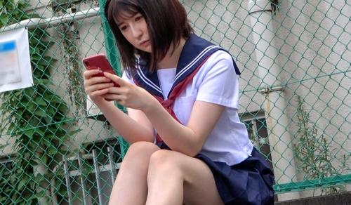 学校では真面目に吹奏楽部の部長をしている優等生はお小遣い欲しさに援助交際して変態オヤジに中出しされる！ｗ
