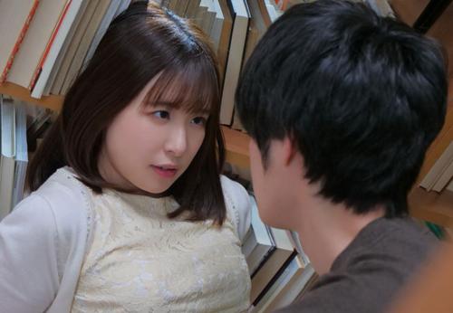 見た目は清楚で真面目そうな彼女が実は超絶エッチ大好きな淫乱ビッチだった..！！
