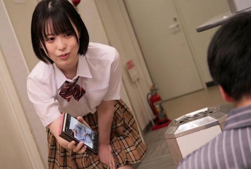 入院してお見舞いに来た現役JKにオナニーしている所を撮られお願いしたら極上フェラで抜いてくれたｗ