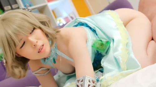 【コスプレ】色白で巨乳美人なコスプレイヤーさん　満足できず最後には自分でいじりだす