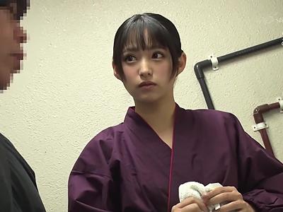 【レイプ×貧乳】痴漢師に協力した女先輩のせいでレイプされてしまっためっかわちっぱい美少女さん理性ぶっ飛んでるんだがｗｗｗ