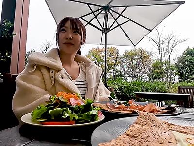 【デビュー作品×爆乳】かなりの巨乳！もうね色気がバン！って張り出てます！最高にエッチな女の子が新登場！www