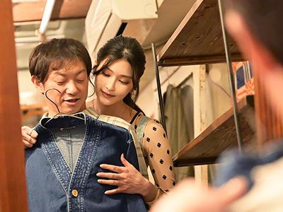 ＜NTR×スレンダー＞麗しの美女さんに心奪われる店内で刺激的なドラマを目の当たりにする特別な時間ｗｗｗ