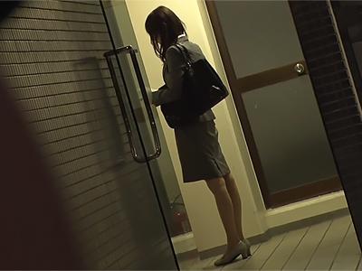 〖レイプ×OL〗めためた美人なOLさん危険な男に襲われマ●コフルボッコで垢出しパコで犯される姿が半端ねぇｗｗｗ