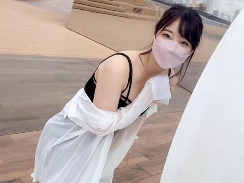 【素人女子大生】この娘、色黒陽キャにめちゃくちゃにされますww清楚な可愛い美少女が陽キャのチンコを嬉しそうに咥える！