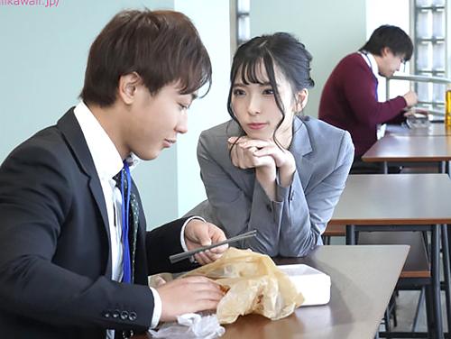 天音ゆい 会社の飲み会の後に後輩社員をホテルに誘って童貞喰いをする美少女貧乳OL