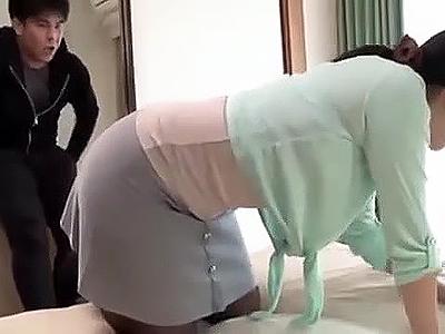 【パンスト】夫の不在中後輩に仕掛けられた大胆な策略が崩壊し裏切られた愛が響く物語ｗｗｗ