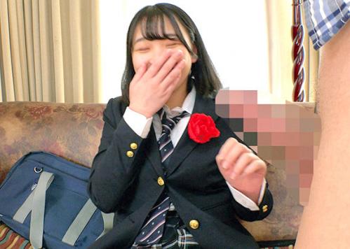 【素人】『あはっ…大きすぎません？❤︎』さっきまでJKだった美少女が卒業と同時にデカチン生挿入で我慢できずイキまくり！！