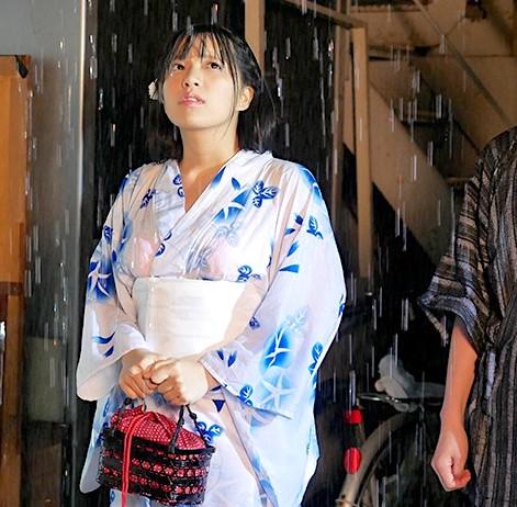 【中出し】『雨…止まないね…』花火の帰りに突然の豪雨で童貞とJKがまさかの相部屋！連続中出しで筆おろしした夏の記憶…！