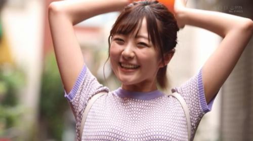 【青空ひかり　巨乳】笑顔がかわいい巨乳美少女。清楚な雰囲気と童顔で巨乳のエロい体でオマンコを激しく刺激する肉棒を求める♡