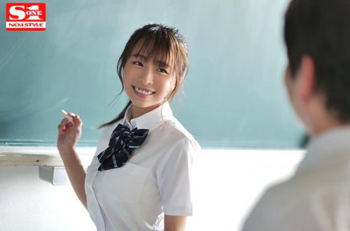 【巨乳女子高生】『セーラー服を脱がさないで！』豊満なGカップが男の欲望を刺激して、彼女のおっぱいを揉んで舐めて吸い尽くす！