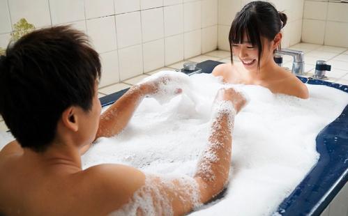 【桐谷まつり　巨乳素人NTR】禁欲中の巨乳美女をナンパしてヤっちゃう！エロい雰囲気が全開の彼女はすぐにホテルに案内する！