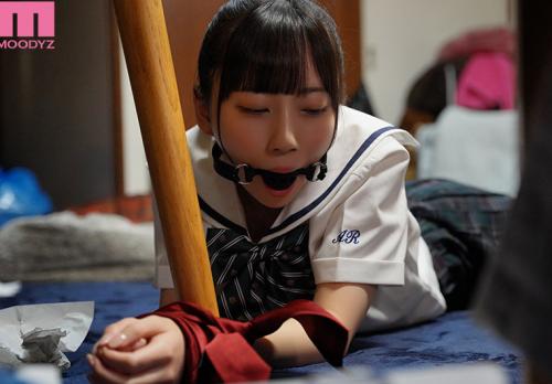 「みあちゃんに彼氏が出来たなんて…」 10年分の片思いが爆発する隣人の異常性欲オヤジが媚薬でキメセク監禁 ゴミ部屋で汗だく失禁いいなり同棲させられた3日間 七沢みあ