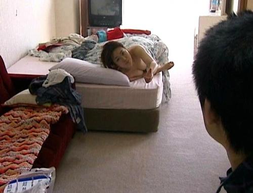 禁親相姦の匂いがする 母/妹/姉