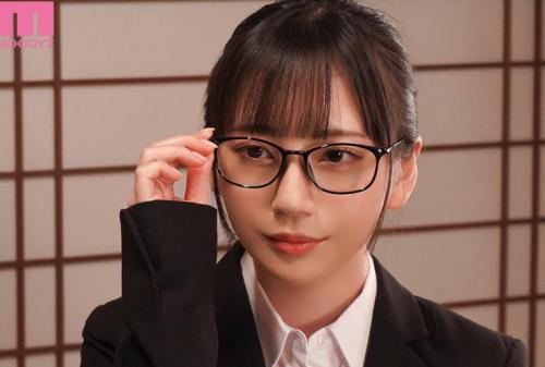 真面目で内気な部下が淫乱豹変ケダモノ相部屋 イクイク淫語でデカチン挑発喰い逆NTR 七沢みあ