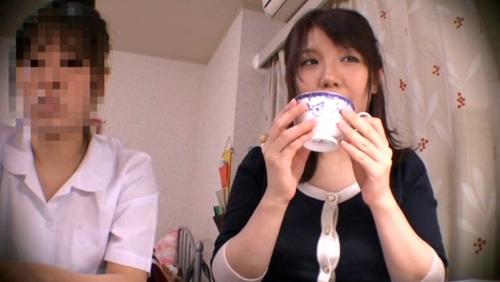 「家庭教師に媚薬を飲ませたら効きすぎて白目を剥くほどセックスしたがって困った ダンディVer.」