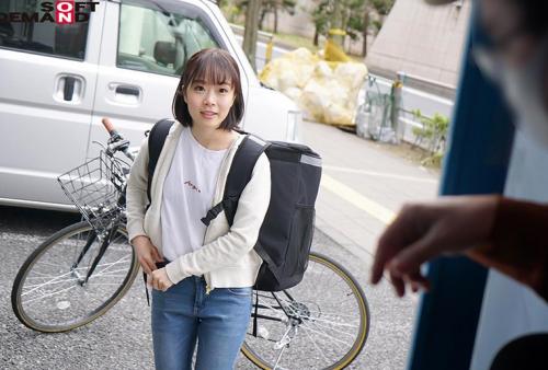 アクメ自転車×ミラー号 プリ尻宅配女子限定！新型アクメチャリで漕げば漕ぐほどサドルについた極太ディルトが激ピストン！アナルをヒクつかせ公衆の面前でイキまくる大量潮吹き絶頂アクメ