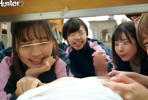 99.4％が女子！の学校に入学したらクラスメイトは女子ばかりでモテまくり！休み時間、授業中関係なく誘惑されまくりでヤラレまくり！楽しいやら…