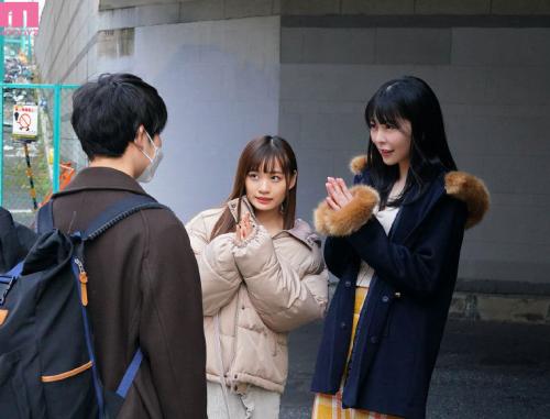 童貞を探し出して逆ナンパ筆おろしハーレム逆3P 森日向子 花音うらら