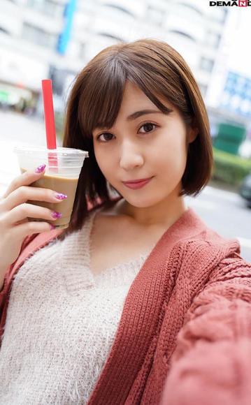 ‘SNS映え’大好き女子大生 個人撮影inマジックミラー号 巨乳肉感JD全員彼氏持ち4名 承認欲求につけ込んでミラー号に連れ込み！そのままハメ撮りAV発売！