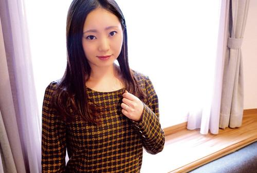 清楚で絶倫な欲求不満妻12名が魅せた怒涛の生中出し筆おろしベスト5時間！！