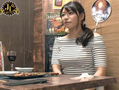 「おばさんを酔わせてどうするつもり？」若い男女で溢れ返る相席居酒屋で一人呑みしている熟女を狙い撃ちで口説いてお持ち帰り！寂しさと欲求不満が募った素人奥さんの乾いたカラダはよく濡れる！！VOL.13