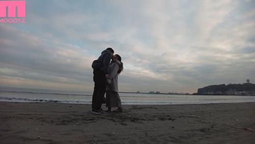 結婚間近の昔のオンナに呼ばれてめちゃくちゃに中出ししまくった… 初川みなみ