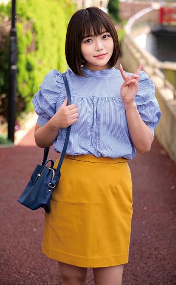 未成年素人 生まれて初めての恥じらい素股体験！クリトリスが勃起チ○ポと擦れ合って我慢できずにヌルっと生挿入！そのまま10代うぶオマ○コに生中出し！